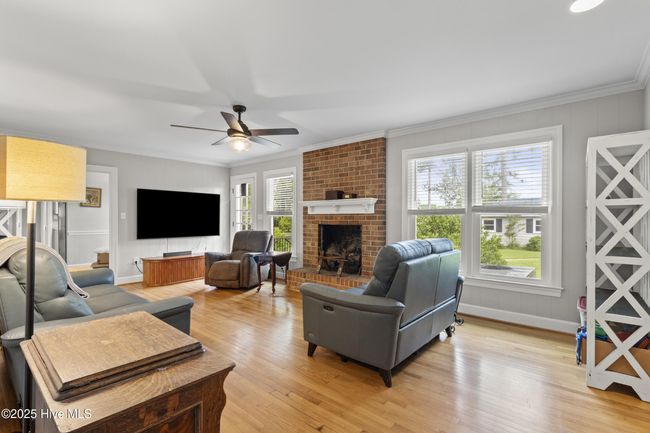 405 E Westbrook St, House other with 4 bedrooms, 3 bathrooms and 1 parking in Wallace NC | Image 14