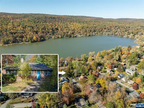 16 Sylvan Way, West Milford, NJ, 07480-1329 | Card Image