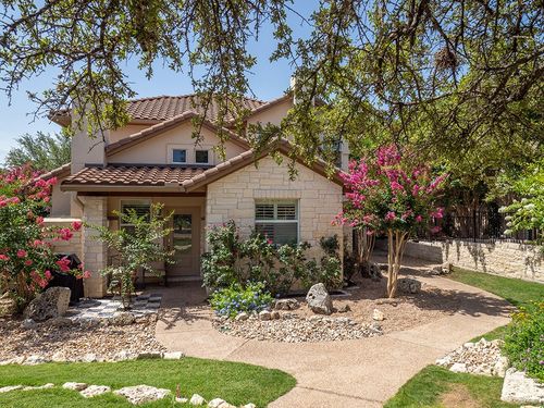 apt-b-55 Tournament Way, The Hills, TX, 78738-1148 | Card Image