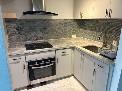 apt-103-7904 West Dr, North Bay Village, FL, 33141-5505 | Card Image