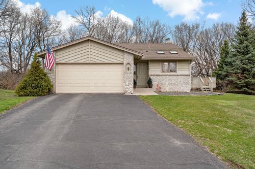 808 Bryant Ln, Burnsville, MN, 55337-6204 | Card Image