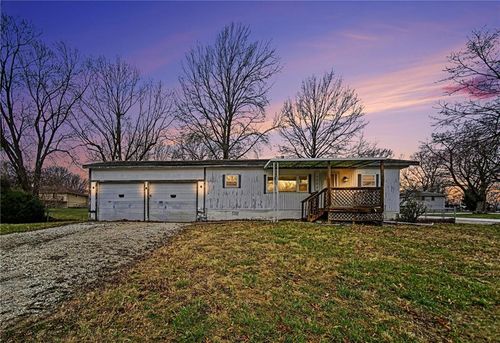 16000 Lawrence Ave, Belton, MO, 64012-1535 | Card Image