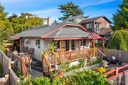 19610 Richmond Beach Dr Nw, Shoreline, WA, 98177-2433 | Card Image