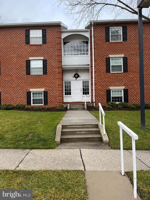 unit-101-100 Castletown Rd, LUTHERVILLE TIMONIUM, MD, 21093-6717 | Card Image