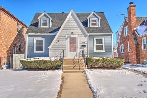 9407 S Saint Louis Avenue, Evergreen Park, IL, 60805 | Card Image