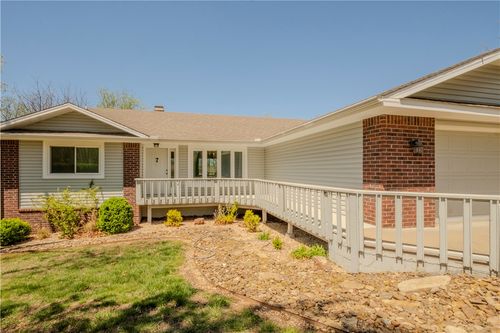 7 Cheviot Trce, Bella Vista, AR, 72715-5413 | Card Image