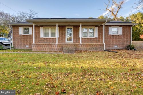 213 S Ross St, SNOW HILL, MD, 21863-1150 | Card Image