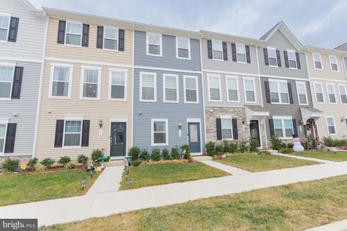 154 Coolidge Ave, RANSON, WV, 25438-4527 | Card Image