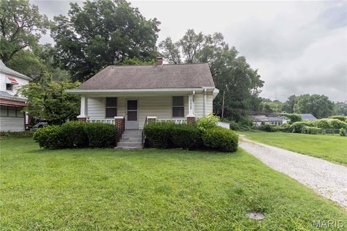 1428 1st Ave, Fairview Heights, IL, 62208-1403 | Card Image
