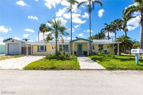 2631 Bayshore Dr, MATLACHA, FL, 33993-9705 | Card Image
