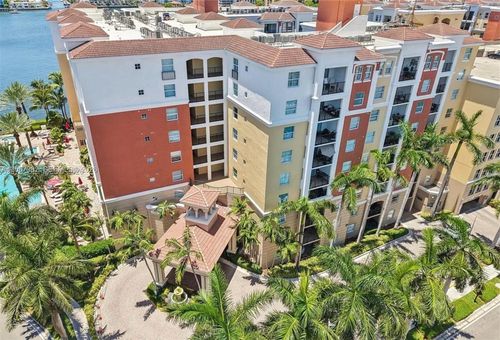 1105-17100 N Bay Rd, SUNNY ISLES BEACH, FL, 33160-3455 | Card Image