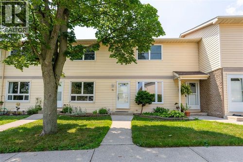 51-200 St Clair Blvd, Corunna, ON, N0N1G0 | Card Image