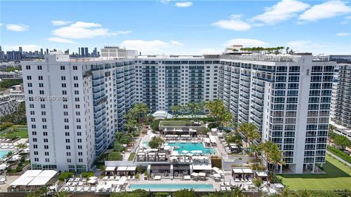 414-2301 Collins Ave, Miami Beach, FL, 33139-1639 | Card Image