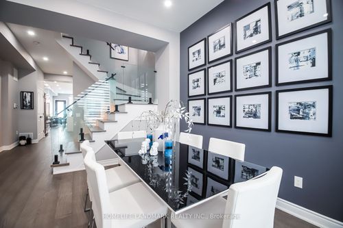 1733 Kingston Rd, Toronto, ON, M1N1S8 | Card Image