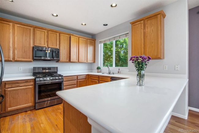 Eat-in Kitchen | Image 8