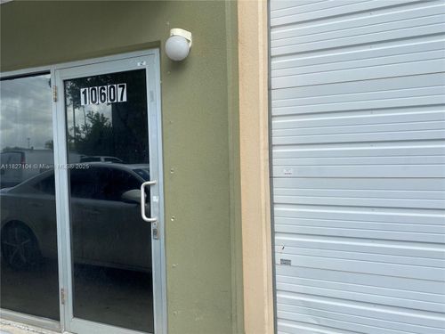 3-10601 Nw 122nd St, Medley, FL, 33178-3186 | Card Image