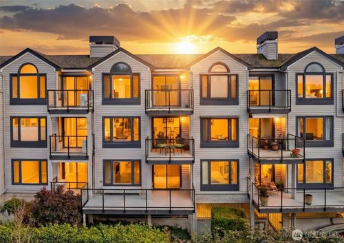 apt-a202-6121 Ne 175th St, Kenmore, WA, 98028-3800 | Card Image