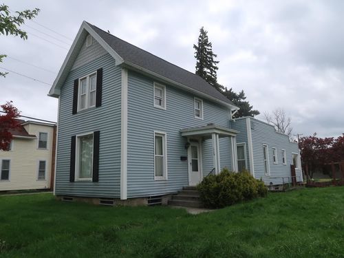 115 W Jackson Street, Fostoria, OH, 44830 | Card Image