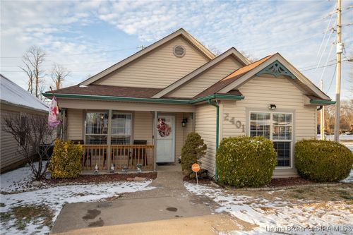 2401 Creaghton Ct, Jeffersonville, IN, 47130-8537 | Card Image