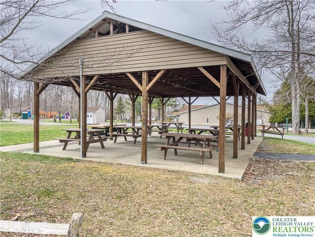 6302 Ventnor Dr, House other with 4 bedrooms, 2 bathrooms and null parking in Coolbaugh Twp PA | Image 39