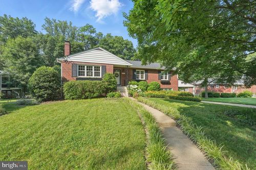 6321 Hillsborough Dr, FALLS CHURCH, VA, 22044-1623 | Card Image