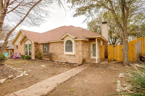 10311 Lone Pine Ln, Fort Worth, TX, 76108-3959 | Card Image