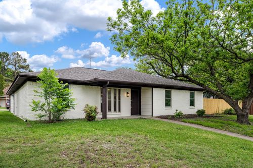 718 Tacoma Dr, Garland, TX, 75043-2738 | Card Image