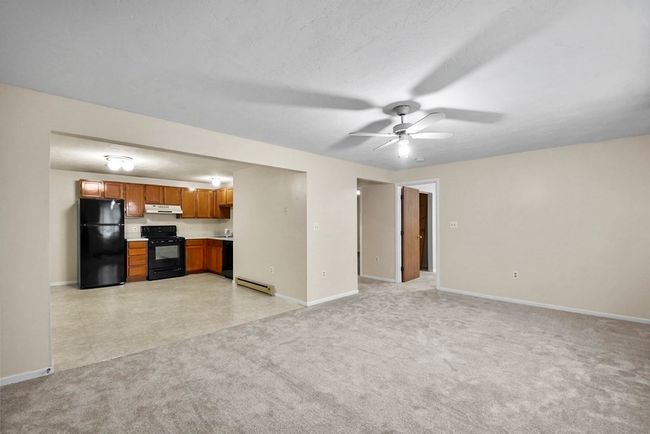 APT-10 - 33 Huron St, Condo with 2 bedrooms, 1 bathrooms and 1 parking in Fitchburg MA | Image 4