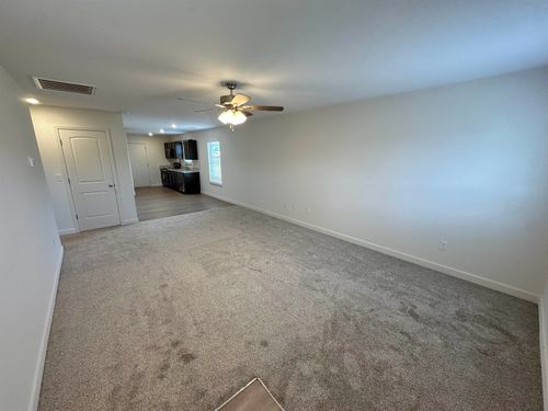 516 Molly Parker Ln, Spartanburg, SC, 29301-1198 | Card Image