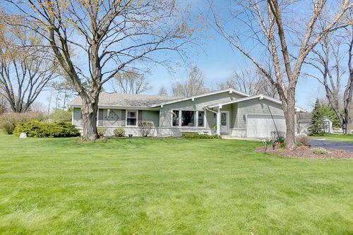 W332N5447 Solveson Drive Drive, Merton, WI, 53058 | Card Image