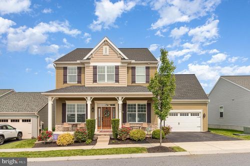 6039 Union Tunnel Dr, HARRISBURG, PA, 17111-8095 | Card Image
