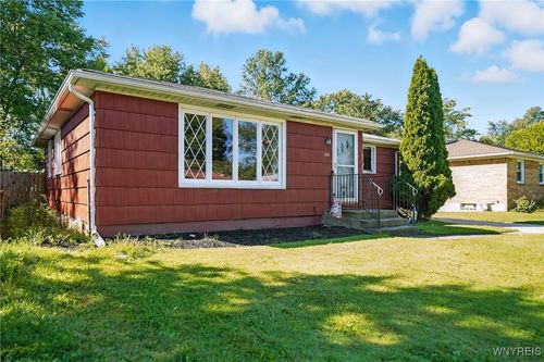 129 Willowcrest Dr, West Seneca, NY, 14224-4733 | Card Image