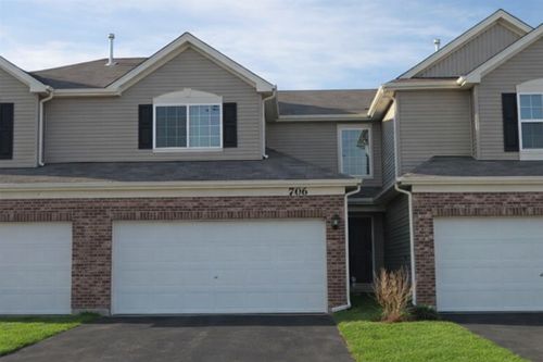 7106 Country Club Hills Dr, Fox Lake, IL, 60020-1014 | Card Image