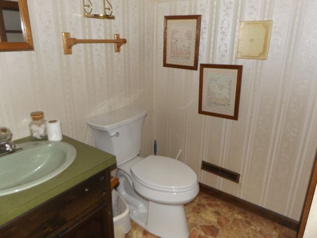 1153 Raindrop Rd, House other with 5 bedrooms, 3 bathrooms and null parking in Fancy Gap VA | Image 14