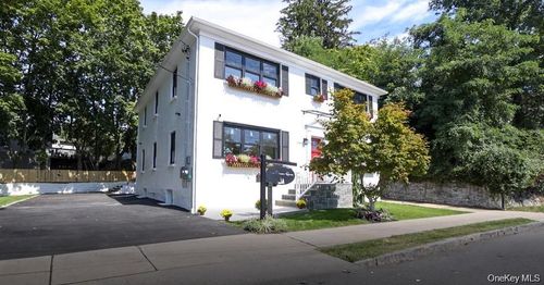 25 Van Duzen Pl, Eastchester, NY, 10707-3415 | Card Image