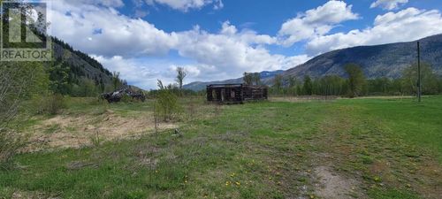 3418 Roundtop Road, Little Fort, BC, V0E2C0 | Card Image