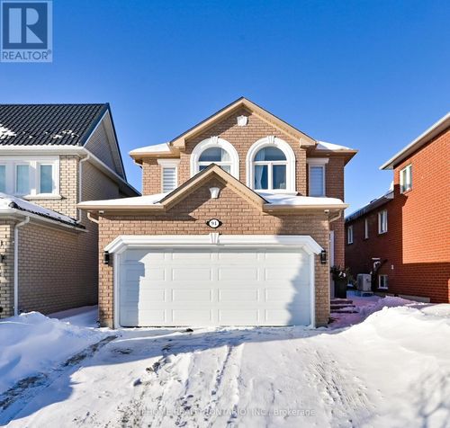 94 Manorheights St, Richmond Hill, ON, L4S2H5 | Card Image