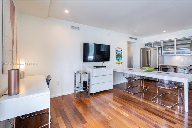 APT-106 - 1601 West Ave, Condo with 1 bedrooms, 1 bathrooms and null parking in Miami Beach FL | Image 9