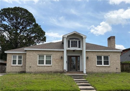 4737 Bancroft Drive, New Orleans, LA, 70122 | Card Image