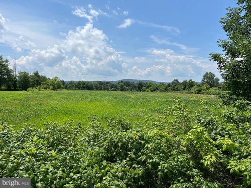 3332 Big Rd, ZIEGLERVILLE, PA, 19492-9709 | Card Image