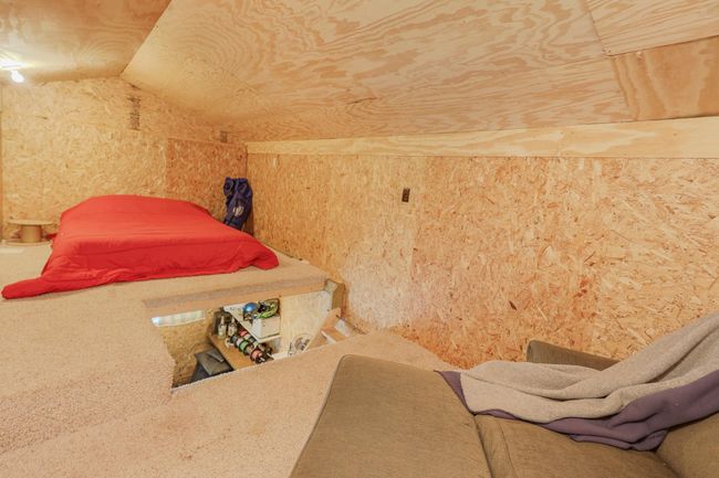 Rustic Bunk room in detached garage | Image 53