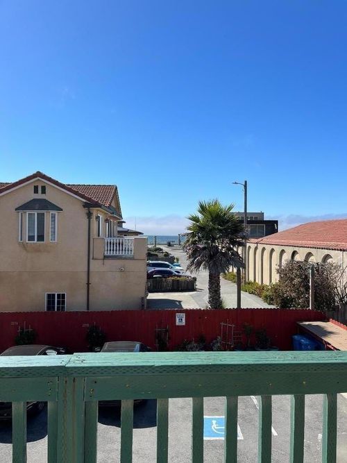 2286 Palmetto Ave, Pacifica, CA, 94044 | Card Image