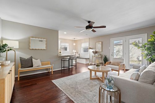 10631 Larchfield Ln, Dallas, TX, 75238-2800 | Card Image