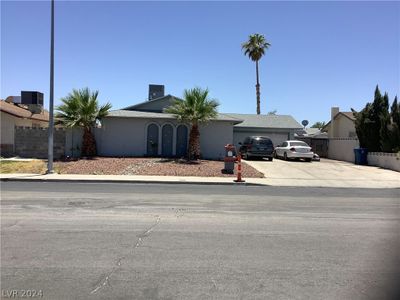 6343 Fairbanks Road, House other with 3 bedrooms, 2 bathrooms and null parking in Las Vegas NV | Image 1