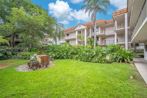 103-4720 Sw 62nd Way, Davie, FL, 33314-4490 | Card Image