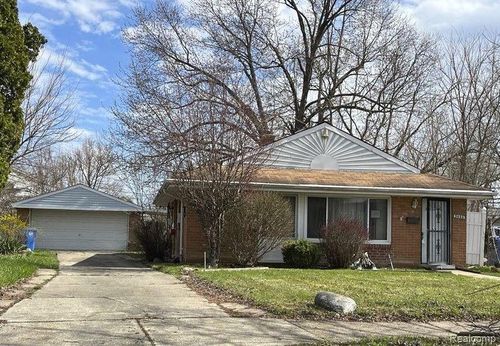 3851 Wellington St, Inkster, MI, 48141-3177 | Card Image