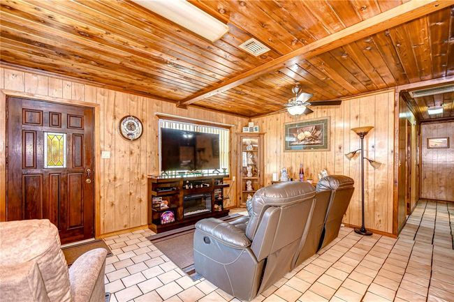 8320 Purvis Rd, House other with 3 bedrooms, 1 bathrooms and null parking in LITHIA FL | Image 6