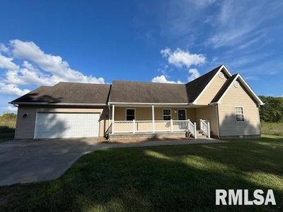 152 Dunivan Road, House other with 3 bedrooms, 2 bathrooms and null parking in Murphysboro IL | Image 1