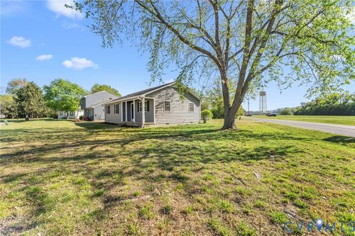 166 Rouzie Dr, Tappahannock, VA, 22560 | Card Image