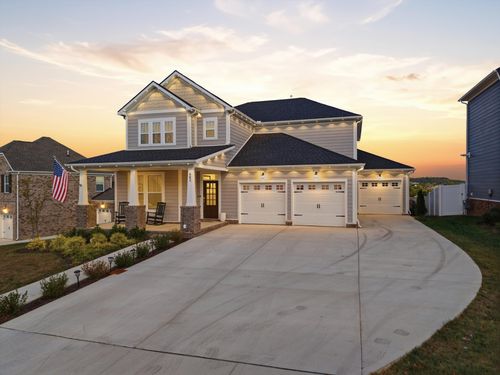 582 Gingerwood Ln, Hendersonville, TN, 37075-3003 | Card Image